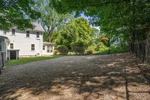 7 Grantland Rd, Wellesley, MA 02481 - Photo 31