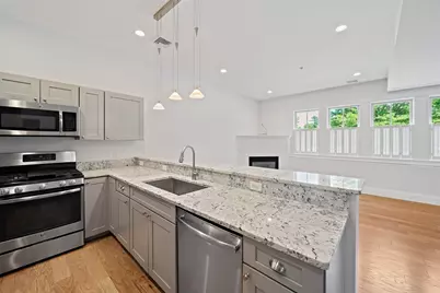 599 Washington St #12, Pembroke, MA 02359 - Photo 5