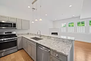 599 Washington St, Pembroke, MA 02359 - Photo 5