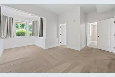 599 Washington St #12, Pembroke, MA 02359 - Photo 13