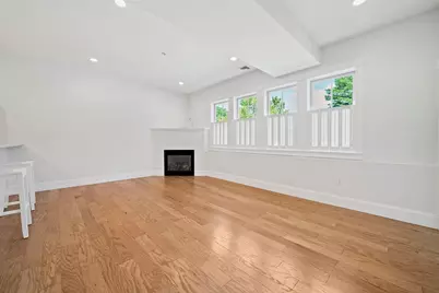 599 Washington St #12, Pembroke, MA 02359 - Photo 9