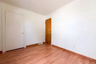 17 Monarch St, Lowell, MA 01854 - Photo 7