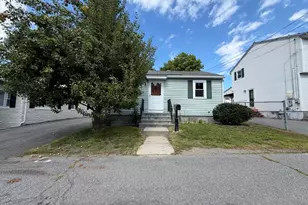 17 Monarch St, Lowell, MA 01854 - Photo 1
