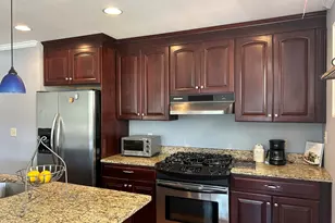 13 1/2 Merrimac St, Amesbury, MA 01913 - Photo 5