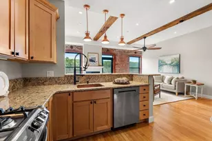 60 Merrimac St, Amesbury, MA 01913 - Photo 11