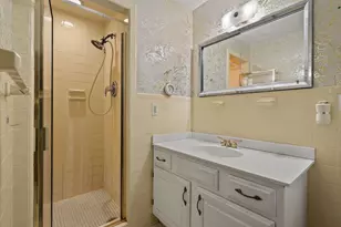 8 Dana Rd, Bedford, MA 01730 - Photo 19