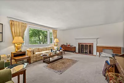 8 Dana Rd, Bedford, MA 01730 - Photo 3