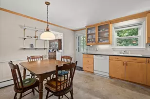 8 Dana Rd, Bedford, MA 01730 - Photo 11