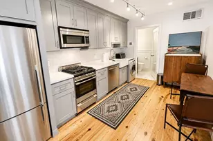 136 Arlington St, Boston, MA 02116 - Photo 3