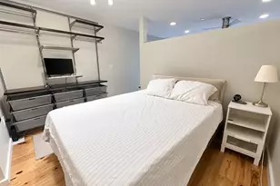 136 Arlington St, Boston, MA 02116 - Photo 5