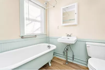 16 Chestnut St, Montague, MA 01376 - Photo 5