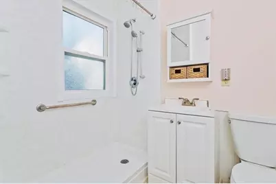 16 Chestnut St, Montague, MA 01376 - Photo 13