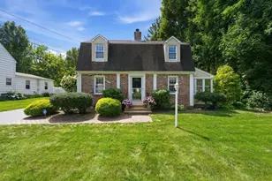 34 Harwich Rd, West Springfield, MA 01089 - Photo 1