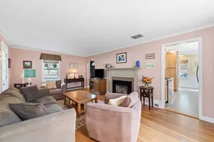 34 Harwich Rd, West Springfield, MA 01089 - Photo 5