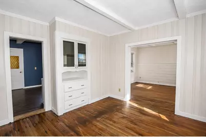 8 Trafton St, Chicopee, MA 01013 - Photo 13