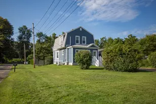 8 Trafton St, Chicopee, MA 01013 - Photo 3
