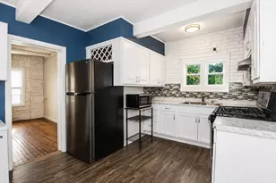8 Trafton St, Chicopee, MA 01013 - Photo 7