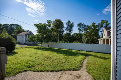 8 Trafton St, Chicopee, MA 01013 - Photo 35