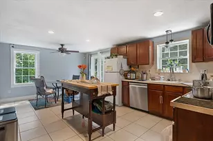 9 Ansonia Rd, Worcester, MA 01605 - Photo 13