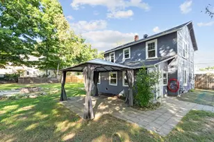 63 Central St, West Brookfield, MA 01585 - Photo 5
