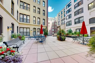 4 Charlesgate E, Boston, MA 02215 - Photo 19