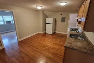 1235 Middlesex St, Lowell, MA 01851 - Photo 5