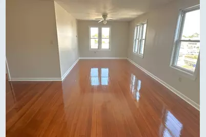 177 Nashua St #5, Fall River, MA 02721 - Photo 3