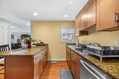 19 George St, Malden, MA 02148 - Photo 5