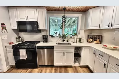 54 State St, Marlborough, MA 01752 - Photo 3