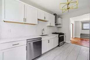 24 Washington Ave, Holyoke, MA 01040 - Photo 17