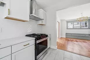 24 Washington Ave, Holyoke, MA 01040 - Photo 17
