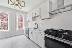 24 Washington Ave, Holyoke, MA 01040 - Photo 15