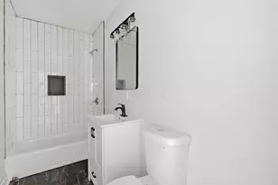 24 Washington Ave, Holyoke, MA 01040 - Photo 27