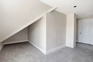 24 Washington Ave, Holyoke, MA 01040 - Photo 35