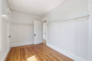 24 Washington Ave, Holyoke, MA 01040 - Photo 33