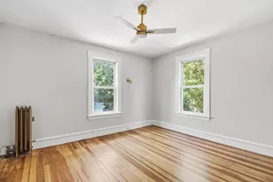 24 Washington Ave, Holyoke, MA 01040 - Photo 23