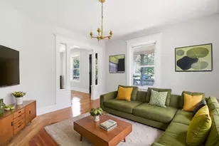 24 Washington Ave, Holyoke, MA 01040 - Photo 7