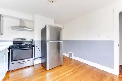 25-27 Lawn Ave #2, Quincy, MA 02169 - Photo 5