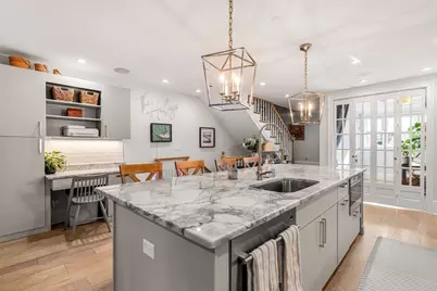 530 E Broadway #1, Boston, MA 02127 - Photo 3