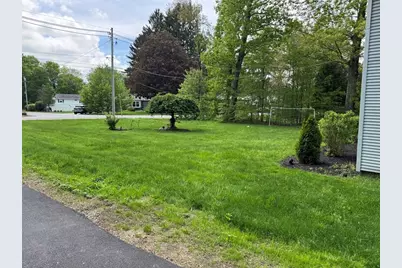 137 Pierce St, West Boylston, MA 01583 - Photo 9