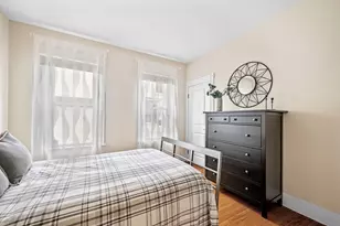 33 Plainfield St, Boston, MA 02130 - Photo 19