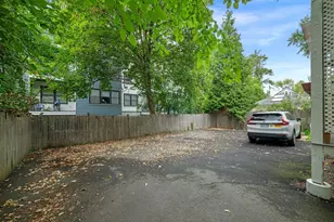 33 Plainfield St, Boston, MA 02130 - Photo 27