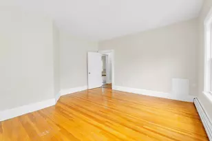 221 Belgrade Ave, Boston, MA 02131 - Photo 15