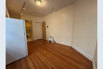 64 Myrtle St. #11, Boston, MA 02114 - Photo 3