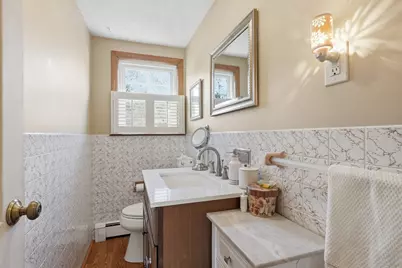 57 Winter St, Woburn, MA 01801 - Photo 17