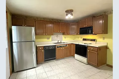 134 Terri Marie Way #6-18, Fall River, MA 02720 - Photo 7