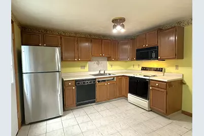 134 Terri Marie Way #6-18, Fall River, MA 02720 - Photo 7