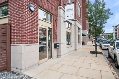 116-128 Rantoul Street #210, Beverly, MA 01915 - Photo 3