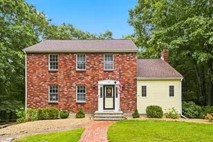 14 Nottingham Cir, Holden, MA 01520 - Photo 1