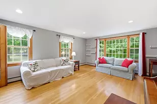 14 Nottingham Cir, Holden, MA 01522 - Photo 3